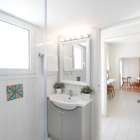 Modern Penthouse Overlooking Halkis Χαλκίδα Εξωτερικό φωτογραφία